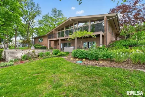 Exterior - 41 Forest Rdg, Springfield, IL 62712 photo 15 of 27