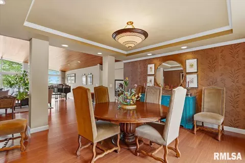Dining - 41 Forest Rdg, Springfield, IL 62712 photo 2 of 2
