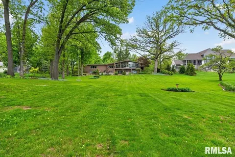 Exterior - 41 Forest Rdg, Springfield, IL 62712 photo 19 of 27