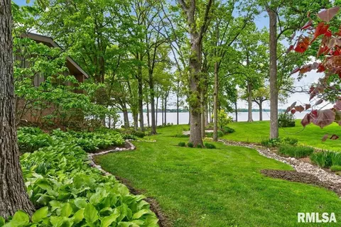 Exterior - 41 Forest Rdg, Springfield, IL 62712 photo 16 of 27