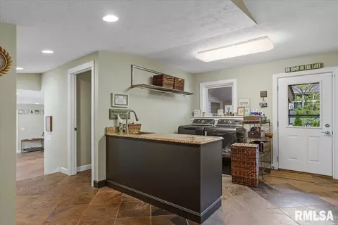 Other - 41 Forest Rdg, Springfield, IL 62712 photo 3 of 11
