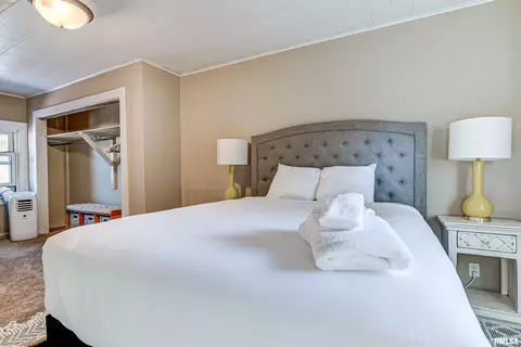 Bedroom - 1833 S Douglas Ave, Springfield, IL 62704 photo 1 of 5