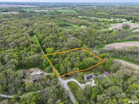 Woodland Drive, Sherrard, IL 61281