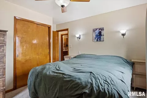 Bedroom - 1613 N Schrader Ave, Springfield, IL 62702 photo 2 of 3