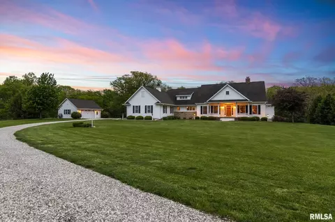 9300 N State Route 124, Sherman, IL 62684