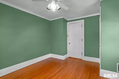 Bedroom - 1533 S Noble Ave, Springfield, IL 62704 photo 3 of 7