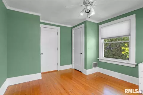 Bedroom - 1533 S Noble Ave, Springfield, IL 62704 photo 1 of 7