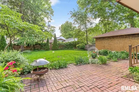 Exterior - 1533 S Noble Ave, Springfield, IL 62704 photo 9 of 13