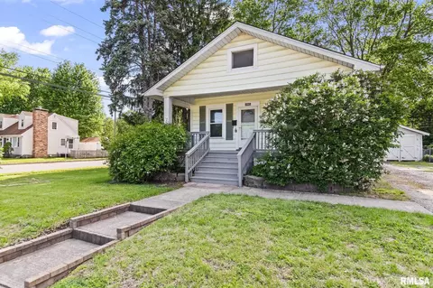 1941 S Whittier Ave, Springfield, IL 62704