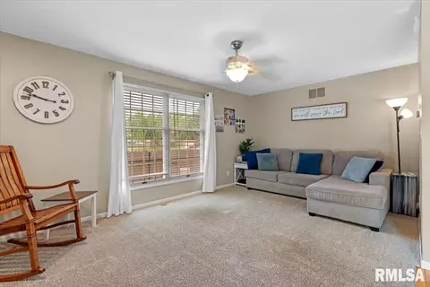 Living - 4414 Comanche Dr, Springfield, IL 62711 photo 1 of 2