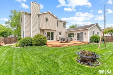 Exterior - 4414 Comanche Dr, Springfield, IL 62711 photo 4 of 10
