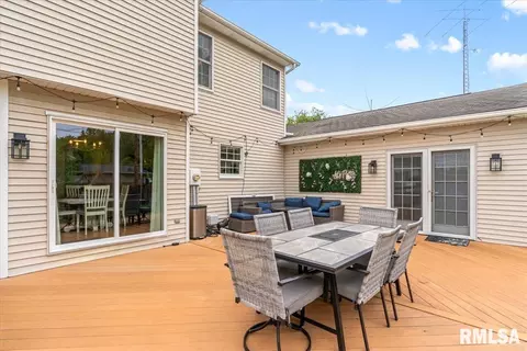Exterior - 4414 Comanche Dr, Springfield, IL 62711 photo 3 of 10