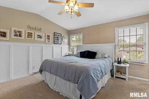 Bedroom - 4414 Comanche Dr, Springfield, IL 62711 photo 1 of 9