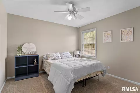 Bedroom - 4414 Comanche Dr, Springfield, IL 62711 photo 5 of 9