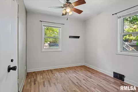 Bedroom - 3211 S 3rd St, Springfield, IL 62703 photo 1 of 11