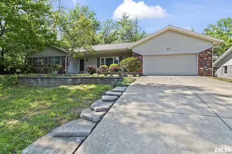 9 Blackberry Run, Springfield, IL 62704