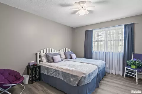 Bedroom - 9 Blackberry Run, Springfield, IL 62704 photo 6 of 7