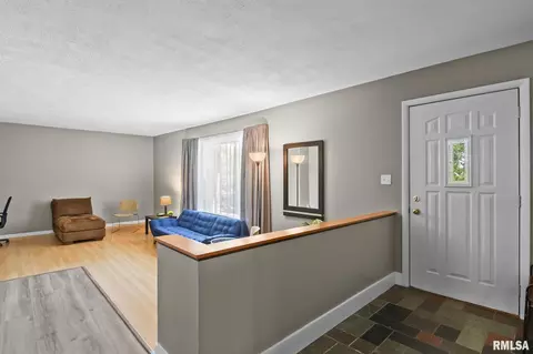 Entry Way - 9 Blackberry Run, Springfield, IL 62704 photo 1 of 1