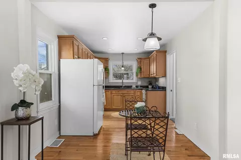 Other - 2308 S Walnut St, Springfield, IL 62704 photo 8 of 12