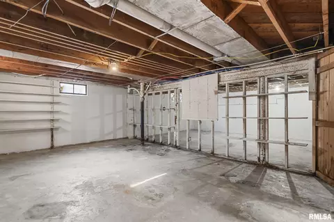 Other - 2308 S Walnut St, Springfield, IL 62704 photo 11 of 12