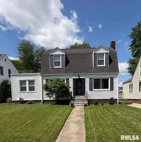 2513 S 7th St, Springfield, IL 62703