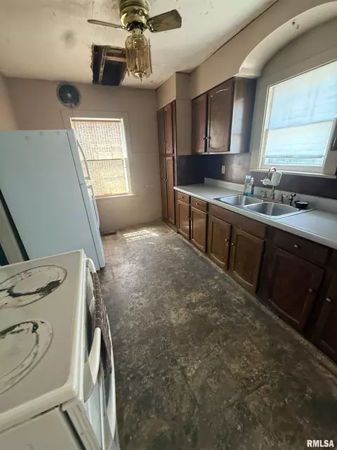 2513 S 7th St, Springfield, IL 62703 photo 11