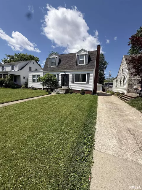 2513 S 7th St, Springfield, IL 62703 photo 2