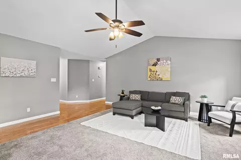 Living - 801 Oakbrook Ave, Chatham, IL 62629 photo 3 of 3
