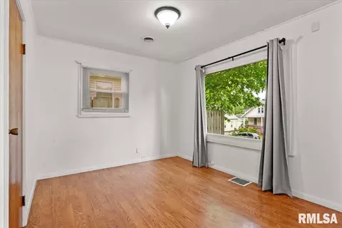 Other - 1638 W Capitol Ave, Springfield, IL 62704 photo 2 of 5