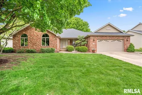 2013 Redlands Dr, Springfield, IL 62711