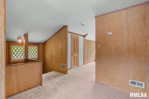 Entry Way - 1325 S Bates Ave, Springfield, IL 62704 photo 6 of 6