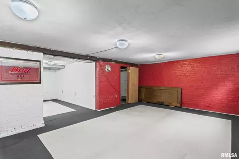 Other - 1204 Macarthur Blvd, Springfield, IL 62704 photo 13 of 19