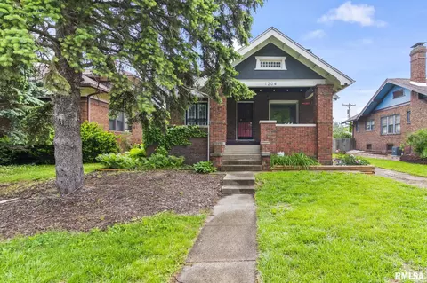 1204 Macarthur Blvd, Springfield, IL 62704