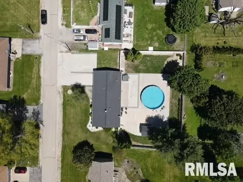 View/Area - 205 S Park St, Alpha, IL 61413 photo 1 of 5