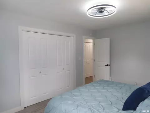 Bedroom - 205 S Park St, Alpha, IL 61413 photo 3 of 6