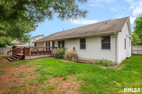 Exterior - 2601 Chicory Dr, Springfield, IL 62711 photo 5 of 9