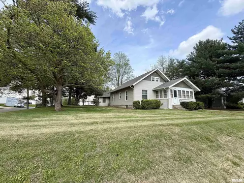 2505 Chestnut St, Quincy, IL 62301