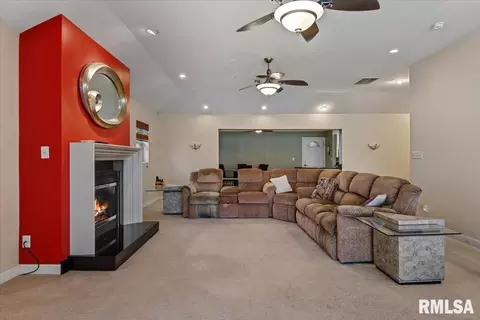 Living - 1013 E Lake Shore Dr, Springfield, IL 62712 photo 5 of 5
