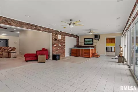 Other - 1013 E Lake Shore Dr, Springfield, IL 62712 photo 7 of 20