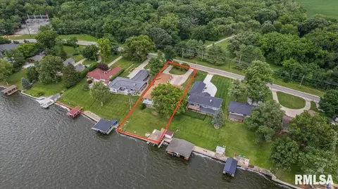 View/Area - 1013 E Lake Shore Dr, Springfield, IL 62712 photo 8 of 8