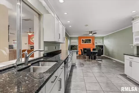 Kitchen - 1013 E Lake Shore Dr, Springfield, IL 62712 photo 2 of 6