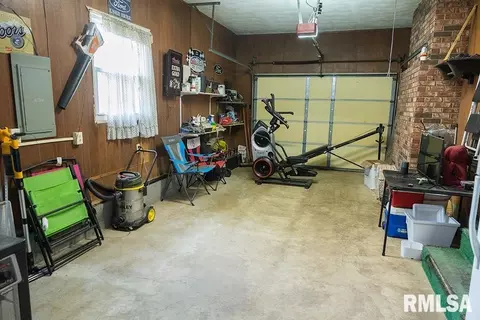 Other - 9502 Anglen Rd, Farina, IL 62838 photo 4 of 9