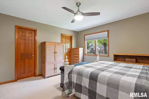 Bedroom - 4084 Hollyhock Dr, Springfield, IL 62711 photo 2 of 5