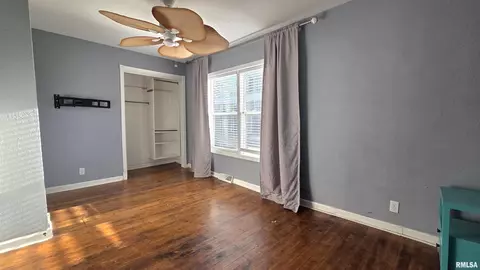 Bedroom - 114 Ebony St, Thayer, IL 62689 photo 1 of 3