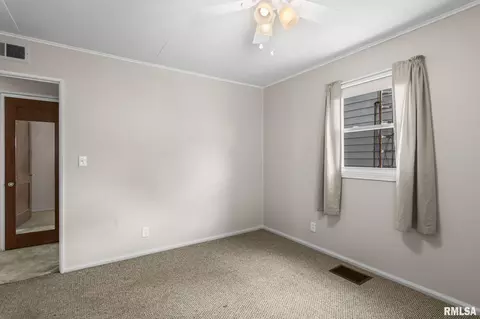 Bedroom - 1605 N 21st St, Springfield, IL 62702 photo 1 of 6