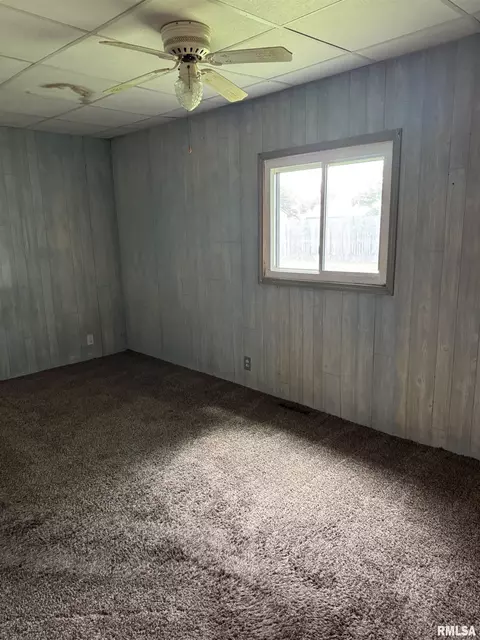 Bedroom - 313 Central Ave, Saint David, IL 61563 photo 2 of 5