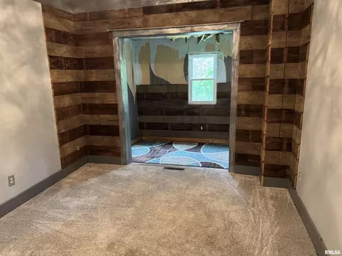 Bedroom - 313 Central Ave, Saint David, IL 61563 photo 5 of 5