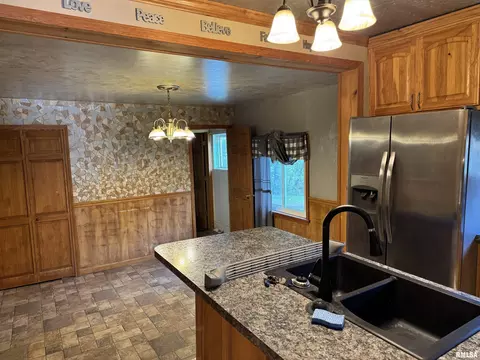 Kitchen - 313 Central Ave, Saint David, IL 61563 photo 2 of 4
