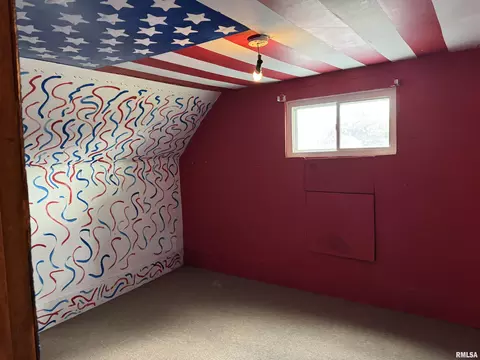 Bedroom - 313 Central Ave, Saint David, IL 61563 photo 1 of 5