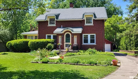 1700 N Cherry St, Galesburg, IL 61401